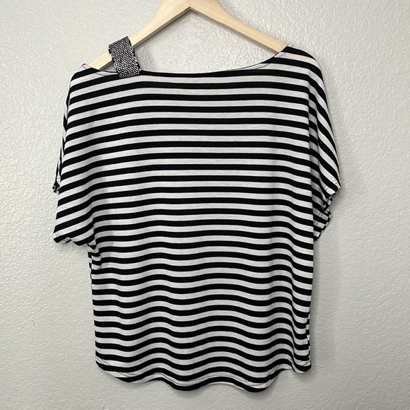 Striped Tee with Sparkle Shoulder Detail | Black & White | Large - Picture 5 of 7
